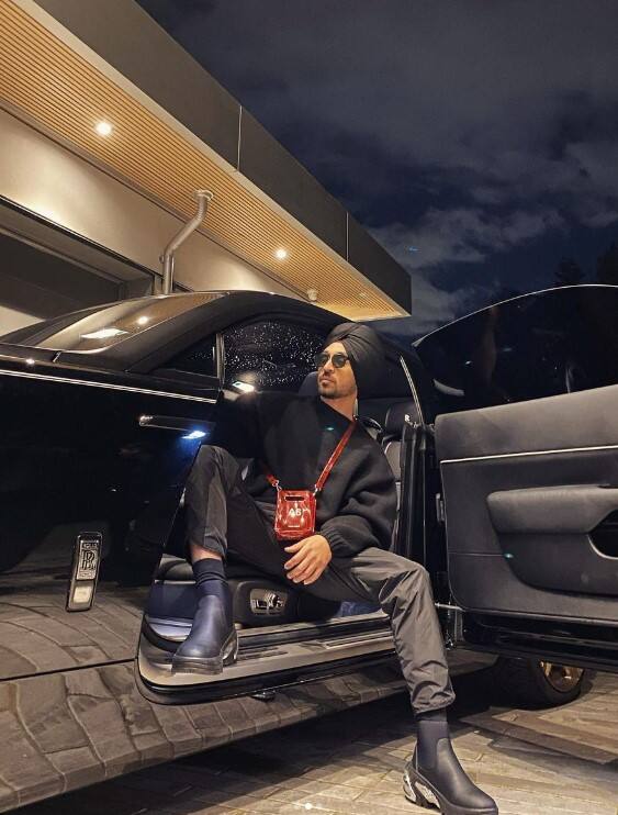 ਦਰਅਸਲ, ਇੱਕ ਵਾਰ ਫਿਰ ਤੋਂ ਦਿਲਜੀਤ ਆਪਣੀ ਐਲਬਮ 'GOAT' ਕਰਕੇ ਖੂਬ ਸੁਰਖੀਆਂ ਬਟੋਰ ਰਹੇ ਹਨ। ਇਸਦੀ ਖਾਸ ਗੱਲ ਇਹ ਹੈ ਕਿ ਇਸ ਐਲਬਮ ਦੇ ਗੀਤ ਗੋਟ ਨੂੰ ਇਸ ਸਾਲ ਯਾਨਿ 2023 ਵਿੱਚ ਸਭ ਤੋਂ ਵੱਧ ਪਸੰਦ ਕੀਤਾ ਗਿਆ ਹੈ।