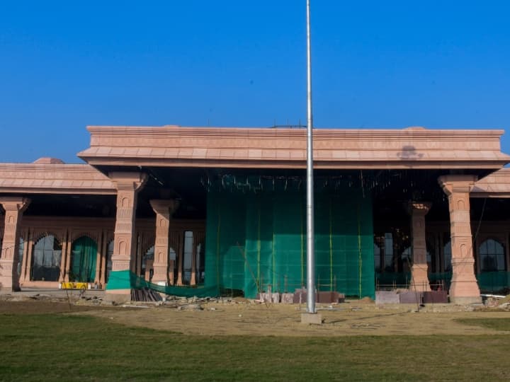 Ayodhya Airport Inauguration: दिल्ली से अयोध्या जाने वाली पहली उड़ान का समय बदला, जानें- क्या है नया शेड्यूल Ayodhya Airport Inauguration first flight from Delhi to Ayodhya time has been changed Ayodhya Airport Inauguration: दिल्ली से अयोध्या जाने वाली पहली उड़ान का समय बदला, जानें- क्या है नया शेड्यूल