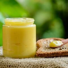 ਠੰਡ ‘ਚ ਘਿਓ ਨਾਲ ਮਿਲਾ ਕੇ ਖਾਓ ਕਾਲੀ ਮਿਰਚ ਕਈ ਰੋਗ ਹੋਣਗੇ ਦੂਰ