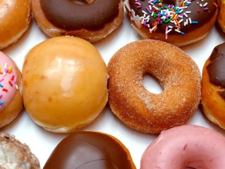 Australian woman charged for Theft of 10000 Doughnuts अजीबोगरीब चोरी, महिला ने चुराए 10 हजार डोनट, पुलिस भी हैरान