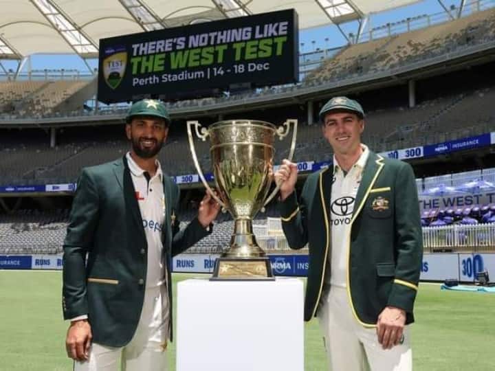 ऑस्ट्रेलिया ने टॉस जीतकर चुनी बल्लेबाजी, पाकिस्तान ने दो खिलाड़ियों का कराया डेब्यू