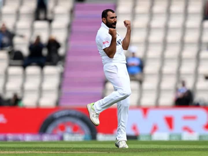 Mohammed Shami is likely to be ruled out of the South Africa Test series latest sports news IND vs SA: साउथ अफ्रीका टेस्ट सीरीज से पहले टीम इंडिया को बड़ा झटका, मोहम्मद शमी नहीं खेल पाएंगे!