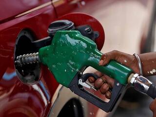 petrol and diesel price chennai on december 14th 2023 know full details Petrol Diesel Price Today: 572வது நாள்.. மாற்றம் கண்டதா பெட்ரோல் டீசல் விலை? இன்றைய நிலவரம்..