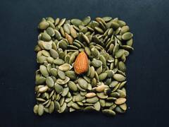 Pumpkin Seeds Benefits: जाणून घ्या भोपळ्याच्या बिया रोज सकाळी खाण्याचे फायदे!