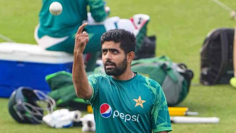 Babar Azam not in top 10 Shubman Gill most searched on Google in Pakistan Babar Azam: প্রথম ১০-এ নেই বাবর, পাকিস্তানেও 'ফেভারিট' শুভমন গিল