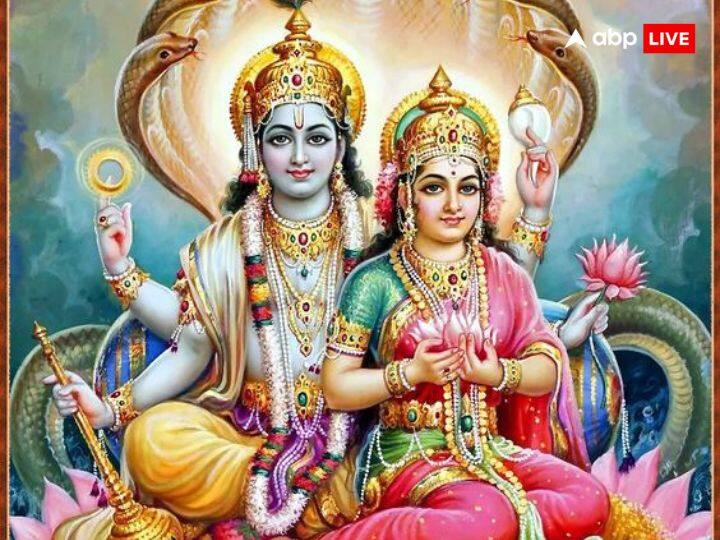 धनु संक्रांति के दिन भगवान विष्णु के साथ-साथ देवी लक्ष्मी की भी पूजा करें. ऐसा करने बहुत शुभ माना जाता है. ऐसा धनु संक्रांति से लेकर मकर संक्रांति तक रोज करें.  इस दिन जरूरतमंदों को भोजन कराएं और वस्त्र का दान करें.