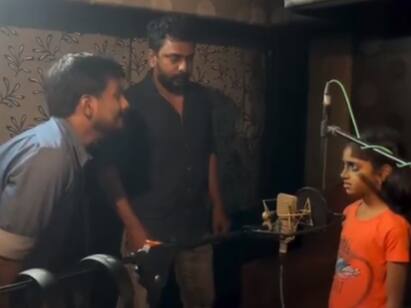 chithha movie director s u arunkumar dubbing video goes viral Chithha : ஒரு குழந்தையை நடிக்க வைப்பது இவ்வளவு சிரமமா...வைரலாகும் சித்தா படத்தின் டப்பிங் வீடியோ