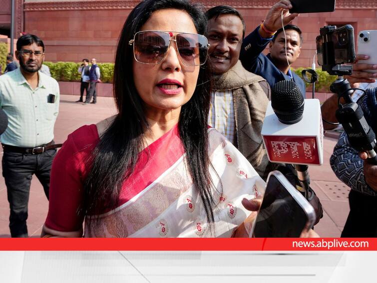 Supreme court To Hear tmc Mahua Moitra's Plea Against Expulsion From Lok Sabha Today SC To Hear Mahua Moitra's Plea Against Expulsion From Lok Sabha Today