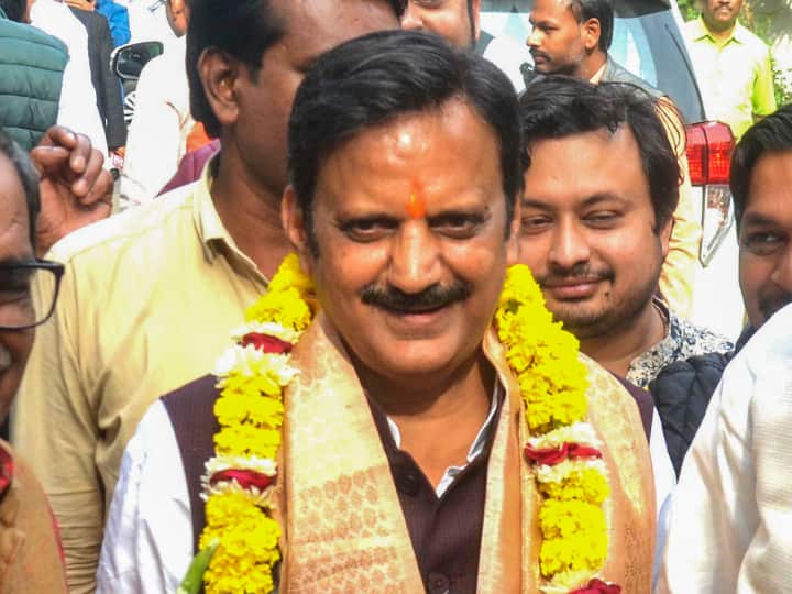 MP Deputy CM Rajendra Shukla Reaction Loudspeaker Ban in MP Sanskrit and Sanatan Controversy ann MP News: मध्य प्रदेश में लाउडस्पीकर पर रोक को लेकर क्या बोले डिप्टी सीएम राजेंद्र शुक्ला? संस्कृत और सनातन को लेकर दिया ये बयान