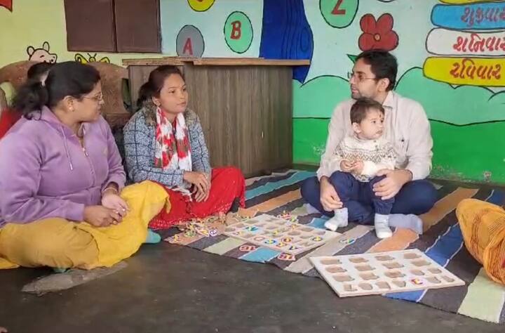 આ અંગે ડીડીઓ ઉત્સવ ગૌતમનું કહેવું છે કે, સરકાર દ્રારા આંગણવાડી કેન્દ્રો પ્રાથમિક શાળાઓમાં સારુ શિક્ષણ મળે તે માટેનું આયોજન કરવામાં આવ્યુ છે અને દરેક આંગણવાડી કેન્દ્ર ઉપર બાળકોને રમત ગમત અને શિક્ષણની સાથે પૌષ્ટીક આહારની પણ સગવડ સરકાર દ્રારા કરવામાં આવી છે.