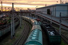 Indian Railway Jobs 2023: रेलवे में निकली बंपर भर्तियां, आज से करें अप्लाई, 12वीं पास है योग्यता