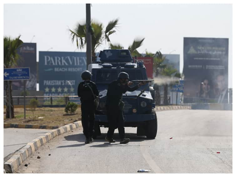 Pakistan 5 Security Personnel Killed After Militants Attack Police Headquarters, Checkpost Pakistan: 5 Security Personnel Killed After Militants Attack Police Headquarters, Checkpost