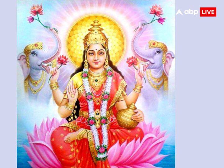 शुक्रवार रात को मां का ध्यान लगाएं, पूजा में और ध्यान में किसी भी प्रकार की बाधा ना आएं, इस बात का खास ख्याल रखें. वरना पूजा खंडित हो सकती है.