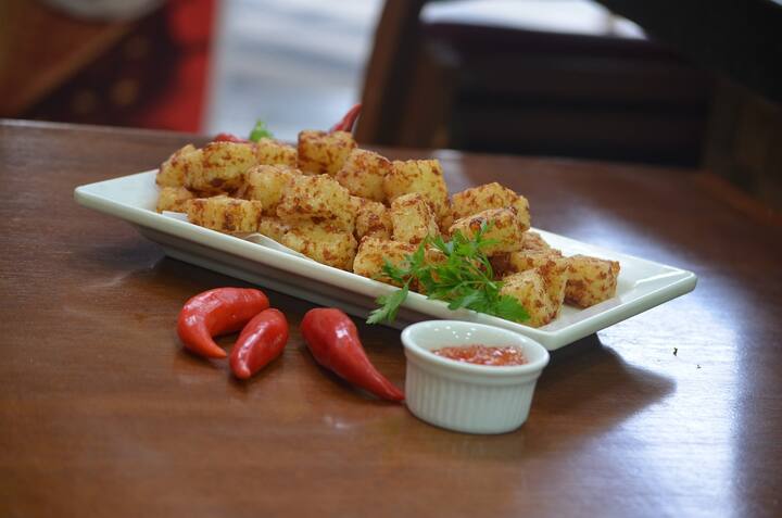 கருவுற்ற பெண்கள் இந்த கிழங்கை சாப்பிட்டு வந்தால், வயிற்றில் இருக்கும் குழந்தைக்கு பிறப்பு குறைபாடு ஏற்படாது என நம்பப்படுகிறது.