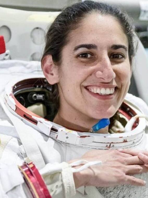 नासा की इस एस्ट्रोनॉट ने स्पेस में मनाया यहूदी त्योहार!