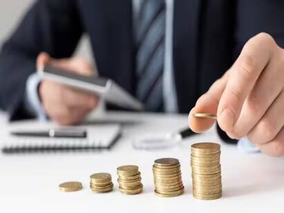 invest-rs-100-daily-in-sip-can beat-post-office-saving-rd-scheme-gives-more-return Investment News: এই স্কিমে দৈনিক ১০০ টাকা রাখলে পাবেন আড়াই লাখ টাকা, অন্য জায়গায় রাখলে লোকসান