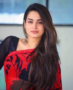 कौन हैं मुनव्वर फारूकी को डेट करने का दावा करना वालीं आयशा खान? बिग बॉस 17 के घर में लेंगी वाइल्ड कार्ड एंट्री