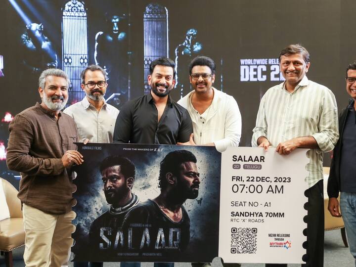 Salaar Pre Booking : பிரசாந்த் நீல் இயக்கத்தில் பிரபாஸ், பிரித்விராஜ் நடிப்பில் உருவாகியுள்ள சலார் படம் ட்ரெண்டிங்கில் உள்ளது.