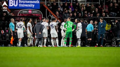 EPL: Bournemouth vs Luton abandoned after Tom Lockyer has heart attack on pitch and collapses in extremely troubling scenes Tom Lockyer: মাঠেই হৃদরোগে আক্রান্ত হয়ে লুটিয়ে পড়লেন ফুটবলার, বন্ধ করে দিতে হল ম্যাচ