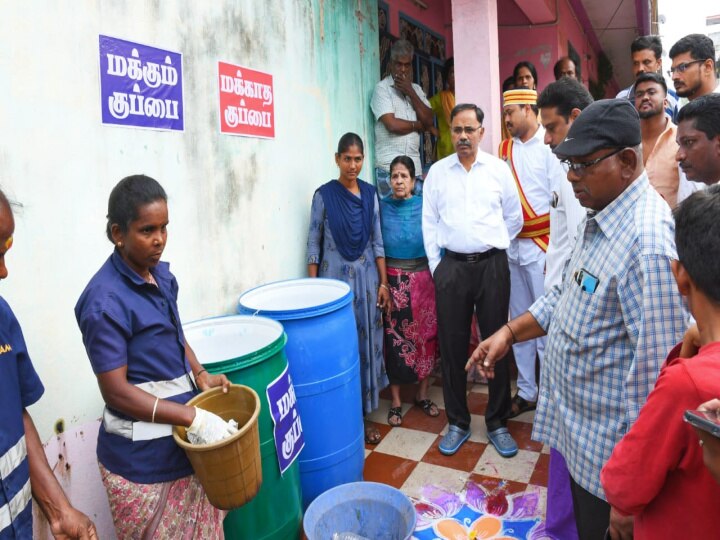 வீதியில் கொட்டப்பட்ட குப்பைகள்; நேற்று அபராதம் விதித்த கலெக்டர் இன்று விழிப்புணர்வு ஏற்படுத்தினார்