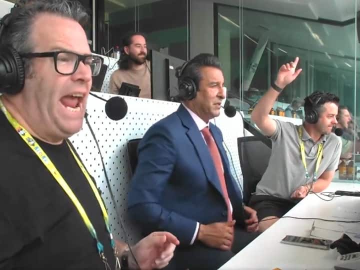 AUS vs PAK Perth Test 3rd day Wasim Akram reaction on Babar Azam Wicket goes Viral AUS vs PAK Test: बाबर आजम आउट हुए तो देखने लायक था वसीम अकरम का चेहरा, कमेंट्री के दौरान जबरन चेहरे पर लानी पड़ी मुस्कान