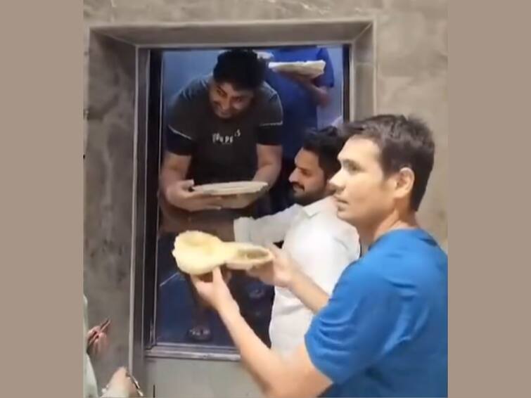 Noida Man Trending Video Misfortune On Life Pran Jae Par Chhole Bhature Na Jae Video 'Pran Jae Par Chhole Bhature Na Jae': Internet Reacts To Noida Man's Misfortune On Lift — Video