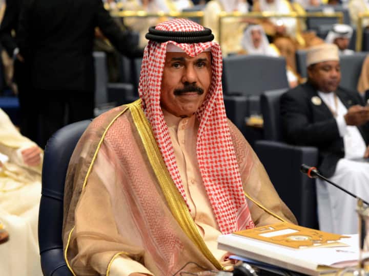 Kuwait king Sheikh Nawaf Al Ahmad Al Sabah dies one-day state mourning on Sunday PM Modi extends condolences कुवैत के शासक के निधन पर पीएम मोदी ने जताया दुख, राजकीय शोक की घोषणा, आधा झुका रहेगा तिरंगा