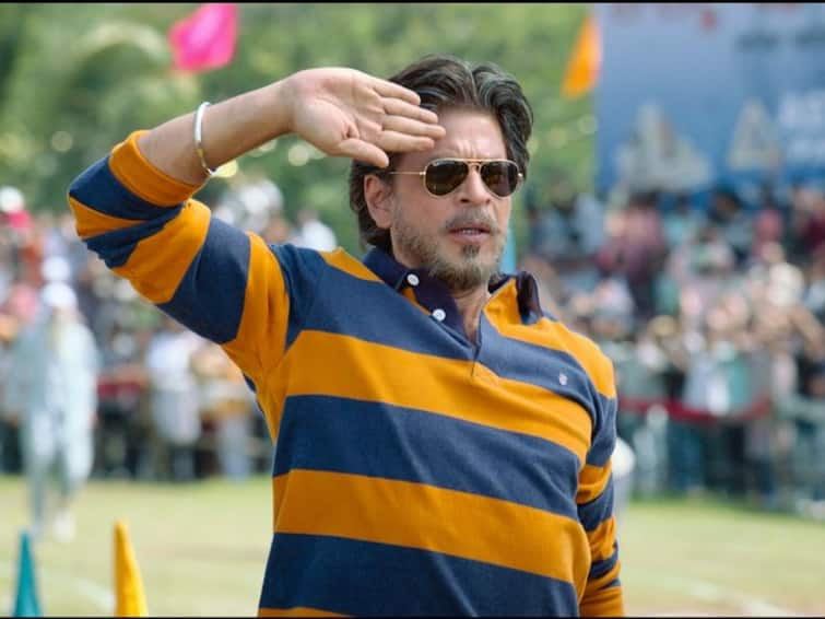 Dunki advance booking Shah Rukh Khan movie  First Day Advance Booking collection Dunki First Day Advance Booking: किंग खानच्या 'डंकी' चा बॉक्स ऑफिसवर डंका; अॅडव्हान्स बुकिंगच्या पहिल्याच दिवशी केली एवढी कमाई