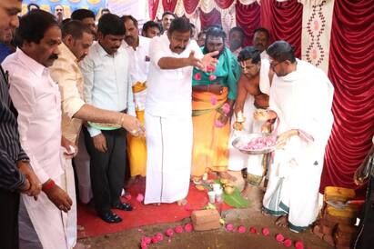 Minister Nehru inaugurated the Srirangam New Bus Station - TNN “வருங்கால முதல்வரே நீங்கள்தான்”  - அய்யர் சொன்ன வார்த்தையால் கடுப்பான அமைச்சர் நேரு