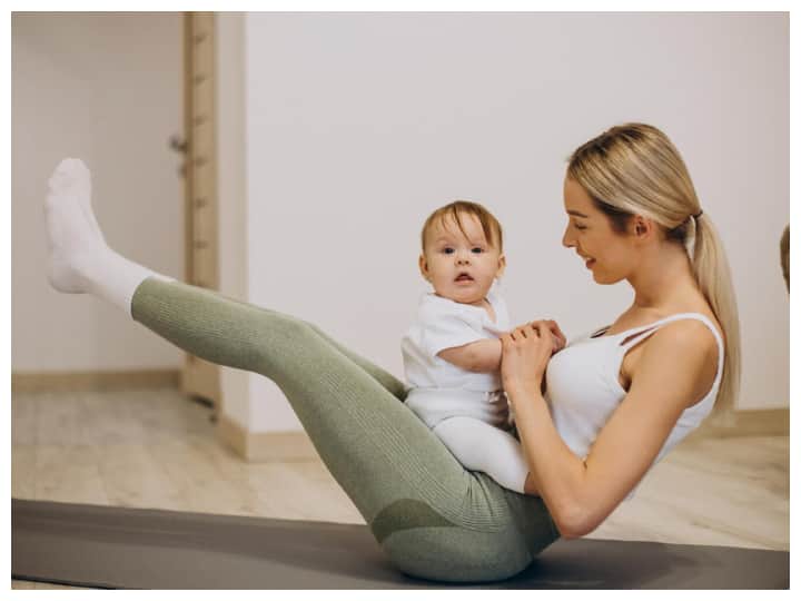 डिलीवरी के बाद कम से कम 40 दिनों तक किसी भी तरह की एक्सरसाइज और फिजिकल एक्टिविटी से बचना चाहिए. आइए, समझते हैं कि डिलीवरी के बाद शरीर में क्या बदलाव होते हैं और तुरंत एक्सरसाइज करने से क्या नुकसान हो सकता है.