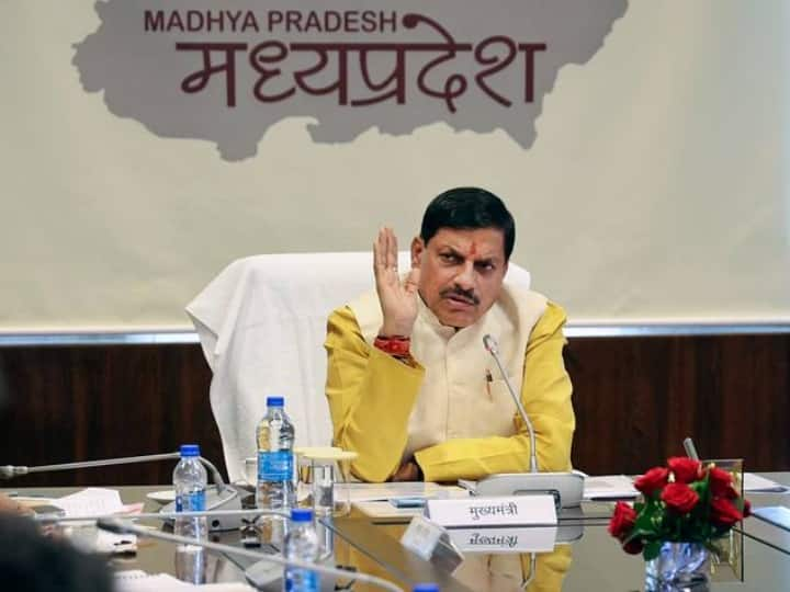 Madhya Pradesh CM Mohan Yadav will meet JP Nadda and Amit Shah in Delhi today MP News: नए मंत्रिमंडल की हलचल के बीच CM मोहन यादव आज पहुंचेंगे दिल्ली, JP नड्डा और अमित शाह से करेंगे मुलाकात