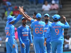 నిప్పులు చెరిగిన భారత పేసర్లు, 116 పరుగులకే దక్షిణాఫ్రికా ఆలౌట్‌