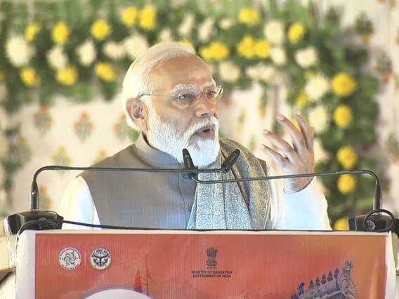 हिंदी में भाषण दे रहे थे पीएम मोदी, लगातार तमिल में हो रहा था ट्रांसलेशन, काशी तमिल संगमम में पहली बार AI का इस्तेमाल