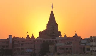 Dhanurmas: ધનુર્માસમાં સુખ-સમૃદ્ધિ અને ધન વધારવા માટે કયા દેવતાની પૂજા-અર્ચના કરાય છે ? જાણો