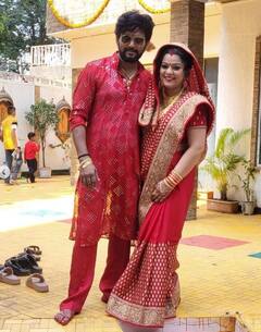 Bhojpuri: अपनी दूसरी पत्नी संग नए घर में शिफ्ट हुए भोजपुरी स्टार Yash Kumar, बीवी ने शेयर की गृह प्रवेश की PHOTOS