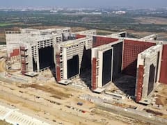 Surat Diamond Bourse: 15 मजल्यांचे 9 टॉवर, 1 लाख स्क्वेअर फुटांची कार्यालयं; जगातील सर्वात मोठ्या ऑफिस बिल्डिंगचं पंतप्रधानांच्या हस्ते उद्घाटन