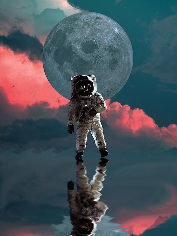 पृथ्वी से स्पेस में कैसे भेजा जाता है खाना?