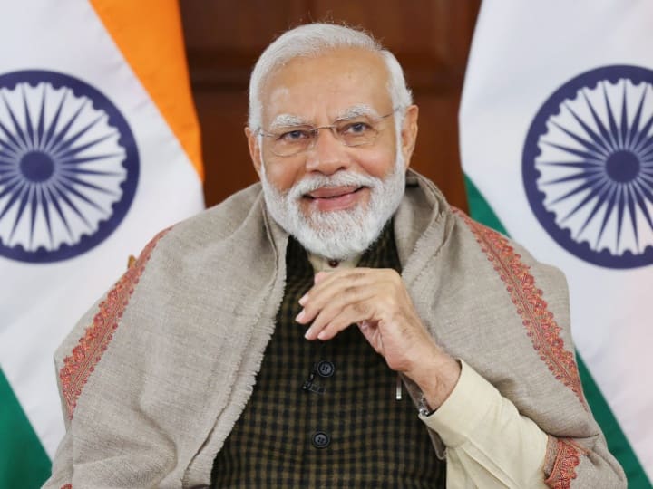 PM Narendra Modi will inaugurate world largest office Surat Diamond Bourse in Surat PM Modi in Surat: PM मोदी आज सूरत को देंगे बड़ी सौगात, दुनिया के सबसे बड़े ऑफिस 'सूरत डायमंड बोर्स' का उद्घाटन