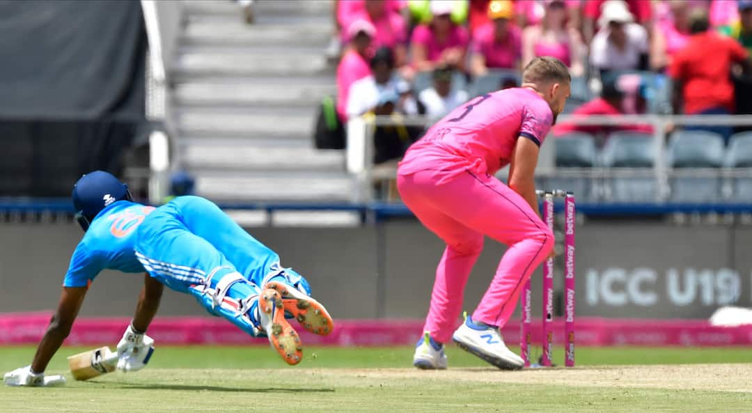 IND vs SA Match Highlights: India won by 8 wickets against South Africa in 1st ODI at Johannesburg IND vs SA Match Highlights: অভিষেক ম্যাচেই সফল সুদর্শন, দক্ষিণ আফ্রিকাকে ৮ উইকেটে হারিয়ে ODI সিরিজে এগিয়ে গেল ভারত