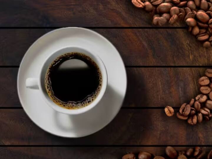 ਦਰਅਸਲ, ਜੀਨੇਟ ਫਰੀਗੁਲੀਆ ਨੇ ਆਪਣੀ ਕਿਤਾਬ ਏ ਰਿਚ ਐਂਡ ਟੈਂਟਾਲਾਈਜ਼ਿੰਗ ਬਰੂ: ਏ ਹਿਸਟਰੀ ਆਫ ਹਾਉ ਕੌਫੀ ਕਨੈਕਟਡ ਦ ਵਰਲਡ ਵਿੱਚ ਲਿਖਿਆ ਹੈ ਕਿ ਕੌਫੀ ਦੀ ਵਰਤੋਂ ਹੱਥ ਧੋਣ ਲਈ ਕੀਤੀ ਜਾਂਦੀ ਸੀ।