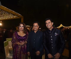 Randeep Hooda-Lin Laishram Reception Pics: Kiren Rijiju, Suresh Raina And Others Pose With The Newlyweds