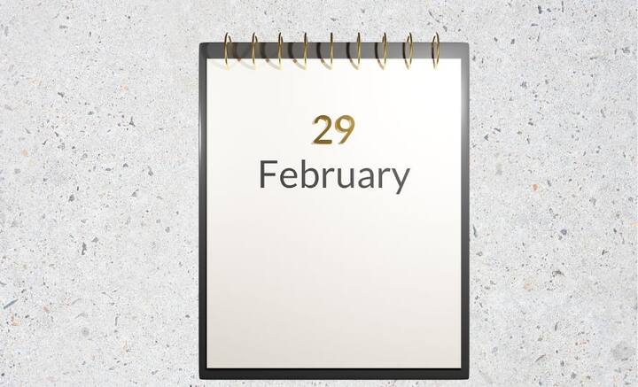 ফেব্রুয়ারি মাসে বাড়তি একটি দিন যোগ হলে, সেই বছরকে লিপ ইয়ার বা অধিবর্ষ বলে, ছোট থেকে এমনটাই জেনে এসেছি আমরা। প্রতি চার বছর অন্তর এই অধিবর্ষের আগমন ঘটে বলেই প্রচলিত।