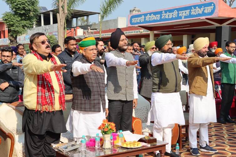 Union Law and Justice Minister Arjun Ram Meghwal participated in the Bharat Sankalp Yatra Punjab News: ਵਿਕਸਿਤ ਭਾਰਤ ਸੰਕਲਪ ਯਾਤਰਾ 'ਚ ਕੇਂਦਰੀ ਕਾਨੂੰਨ ਤੇ ਨਿਆਂ ਮੰਤਰੀ ਅਰਜੁਨ ਰਾਮ ਮੇਘਵਾਲ ਨੇ ਕੀਤੀ ਸ਼ਿਰਕਤ