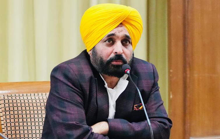 Punjab government has increased the DA by 4 percent, the decision will be considered effective from December 1, 2023. ਵੱਡੀ ਖ਼ਬਰ ! ਸੰਘਰਸ਼ ਨੂੰ ਪਿਆ ਬੂਰ, ਪੰਜਾਬ ਸਰਕਾਰ ਨੇ ਡੀ.ਏ ’ਚ ਕੀਤਾ 4 ਫ਼ੀਸਦ ਦਾ ਵਾਧਾ