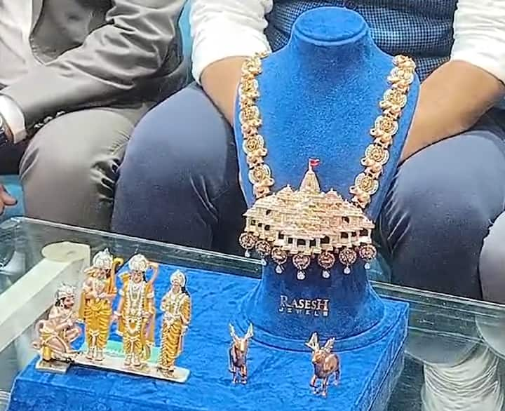 Gold jewellery sales under 5000