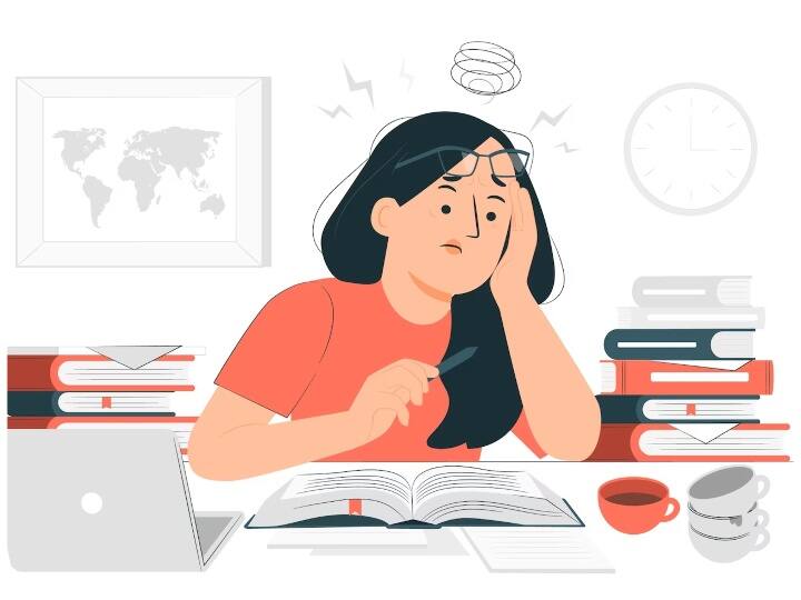 Board Exams 2024 Preparation Tips CBSE Board Exams Smart Preparation Tips Choose between books and guess paper Board Exams 2024: किताब से पढ़ें या गेस पेपर से, कौन दिलाएगा अच्छे मार्क्स?