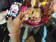 Ram Mandir: रामलला की चरण पादुका की पहली तस्वीर आई सामने, सोने-चांदी से की गई हैं तैयार