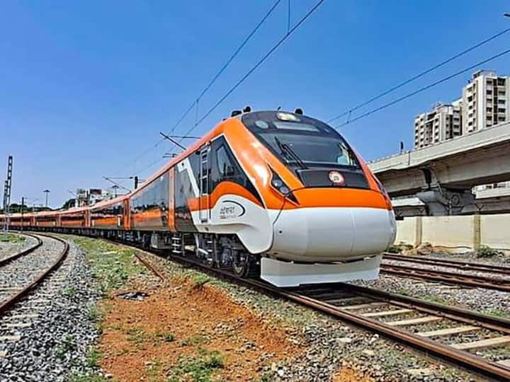 PM Modi Second New Delhi Varanasi Vande Bharat Train Launch Today Features Plush Design, Smart Features: PM Modi To Launch 2nd Saffron Vande Bharat In Varanasi Today
