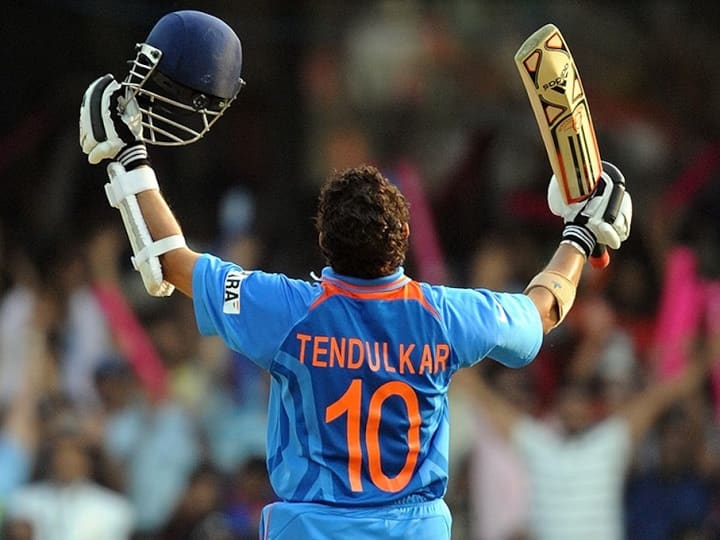 Sachin Tendulkar: 34 साल पहले आज ही के दिन किया था वनडे डेब्यू, जानिए कैसे इस फॉर्मेट के सबसे महान खिलाड़ी बने सचिन तेंदुलकर Sachin Tendulkar journey from ODI Debut Match to greatest of all time in one day format Sachin Tendulkar: 34 साल पहले आज ही के दिन किया था वनडे डेब्यू, जानिए कैसे इस फॉर्मेट के सबसे महान खिलाड़ी बने सचिन तेंदुलकर