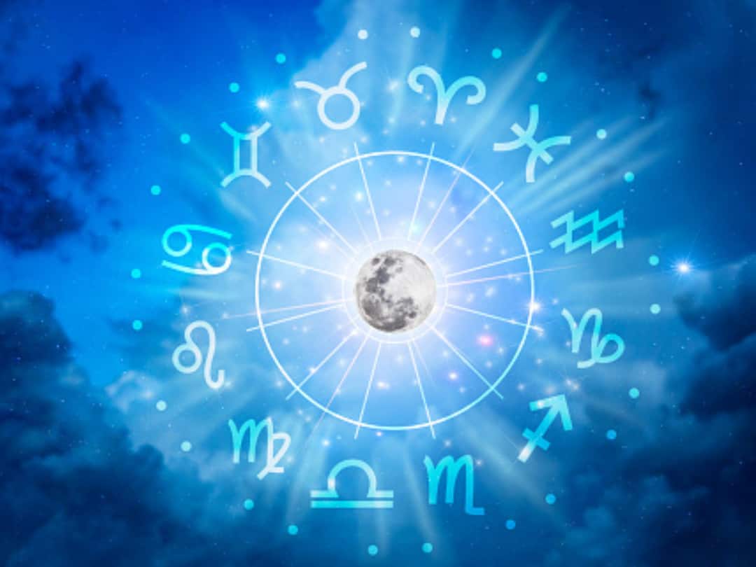 Happy New Year 2024: Know How The New Year Will Turn Out To Be For Different Zodiac Signs Happy New Year 2024 New Year Predictions For Different Zodiac Signs Happy New Year 2024: Know How The New Year Will Turn Out To Be For Different Zodiac Signs